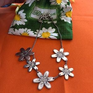 Beautiful flower chain Brighton necklace